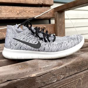 ⚫️Nike Free Run⚫️